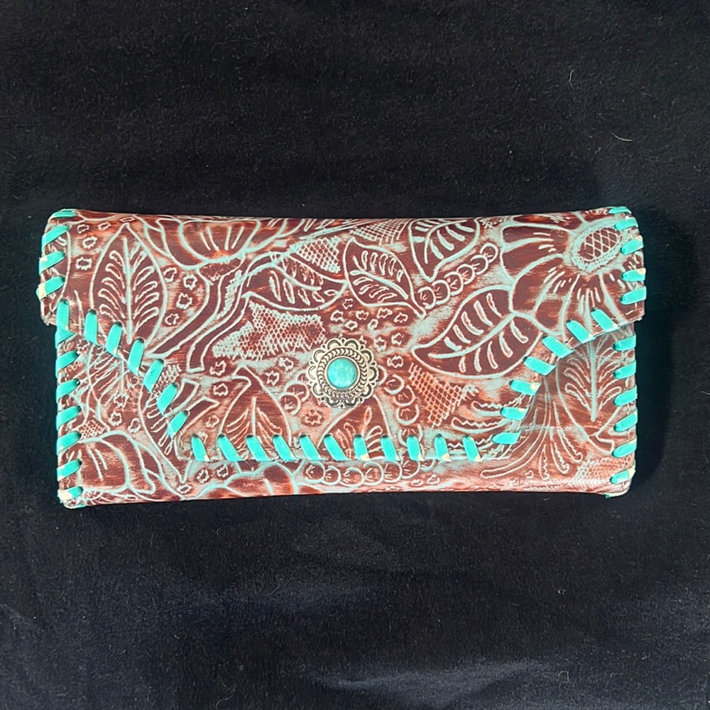 Haute Southern Hyde Turquoise Binge Wallet
